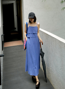 NW8 0EN 褶皱吊带裙 不规则设计，可系腰身可调节肩带