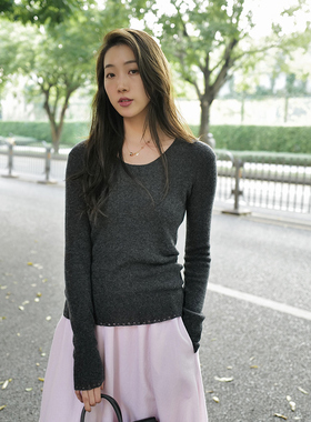 NW8 0EN 《BANYAN》丝羊绒U领基础款红色软糯慵懒风高级感毛衣女