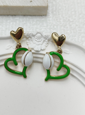 精致小巧耳环绿色桃心耳钉女设计复古高级感时尚耳饰【B983】
