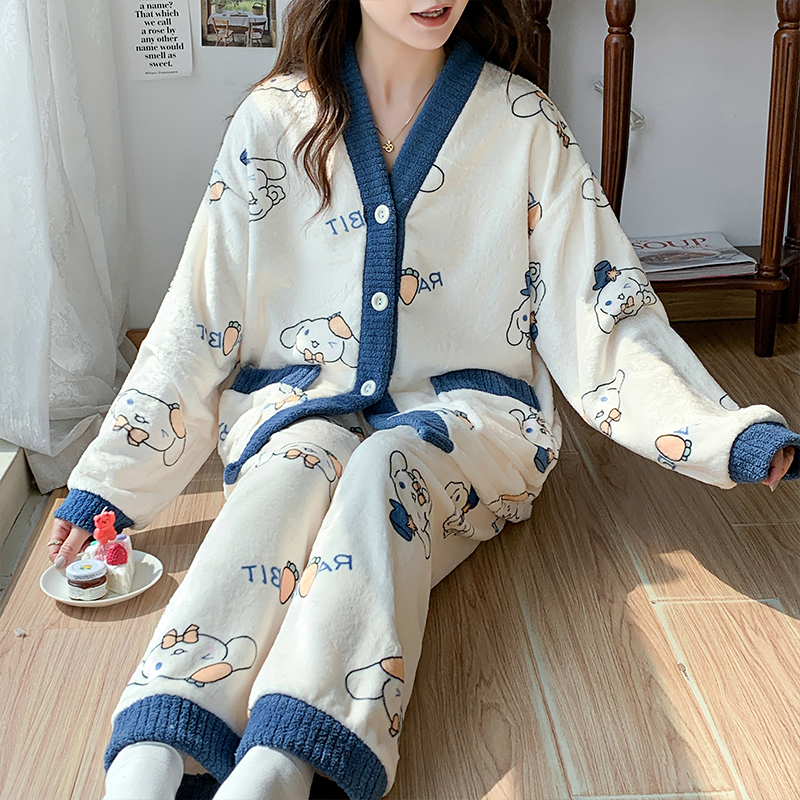 大码珊瑚绒睡衣女卡通加厚加绒