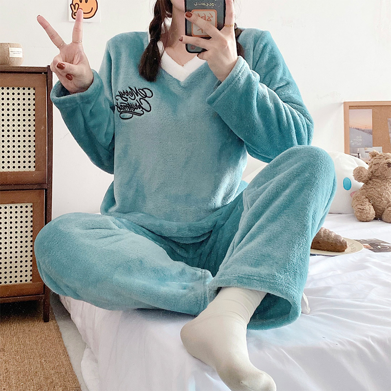 女珊瑚绒加厚保暖家居服套装