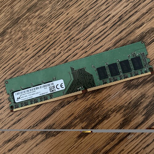镁光8GB 1RX8 PC4-2666V台式机DDR4代内存条MTA8ATF1G64AZ-2G6E1