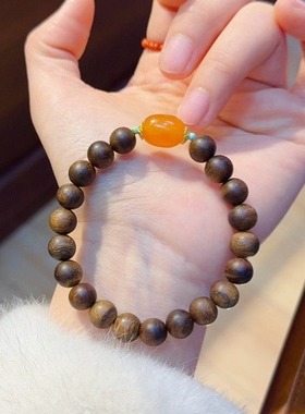 新款天然沉香女款手串鸡油黄蜜蜡