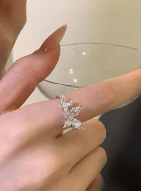 小众设计蝴蝶水钻戒指女新款轻奢气质高级食指戒简约百搭开口指环