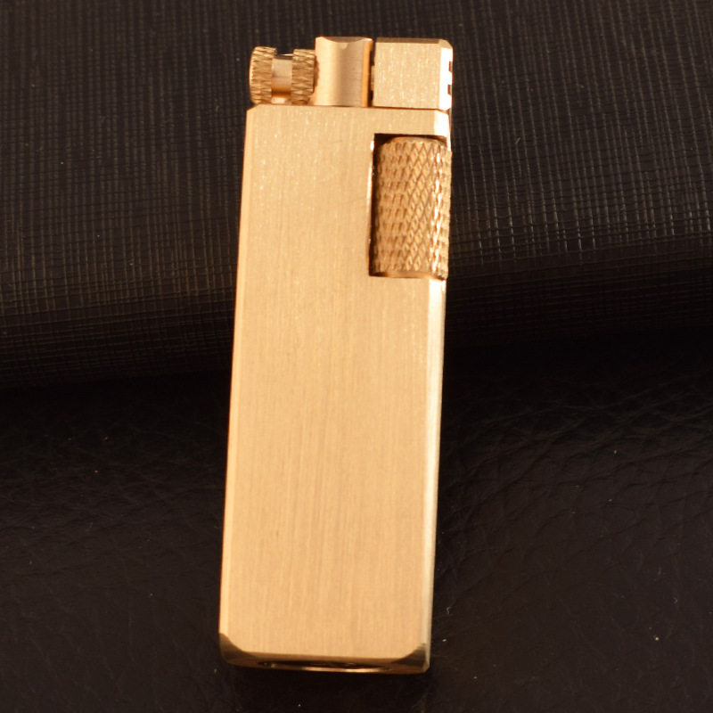 新款重型战壕-lv翻盖侧滑防风手感厚实老式砂轮煤油打火机包邮