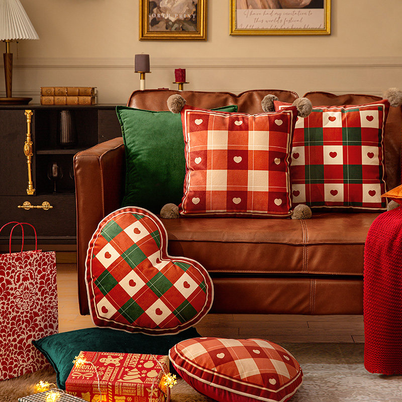 范居态度抱枕靠垫心形格子PP棉