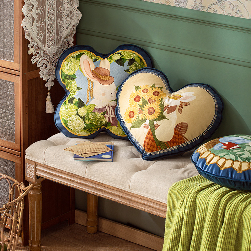 范居态度紫韵短毛绒沙发抱枕靠垫