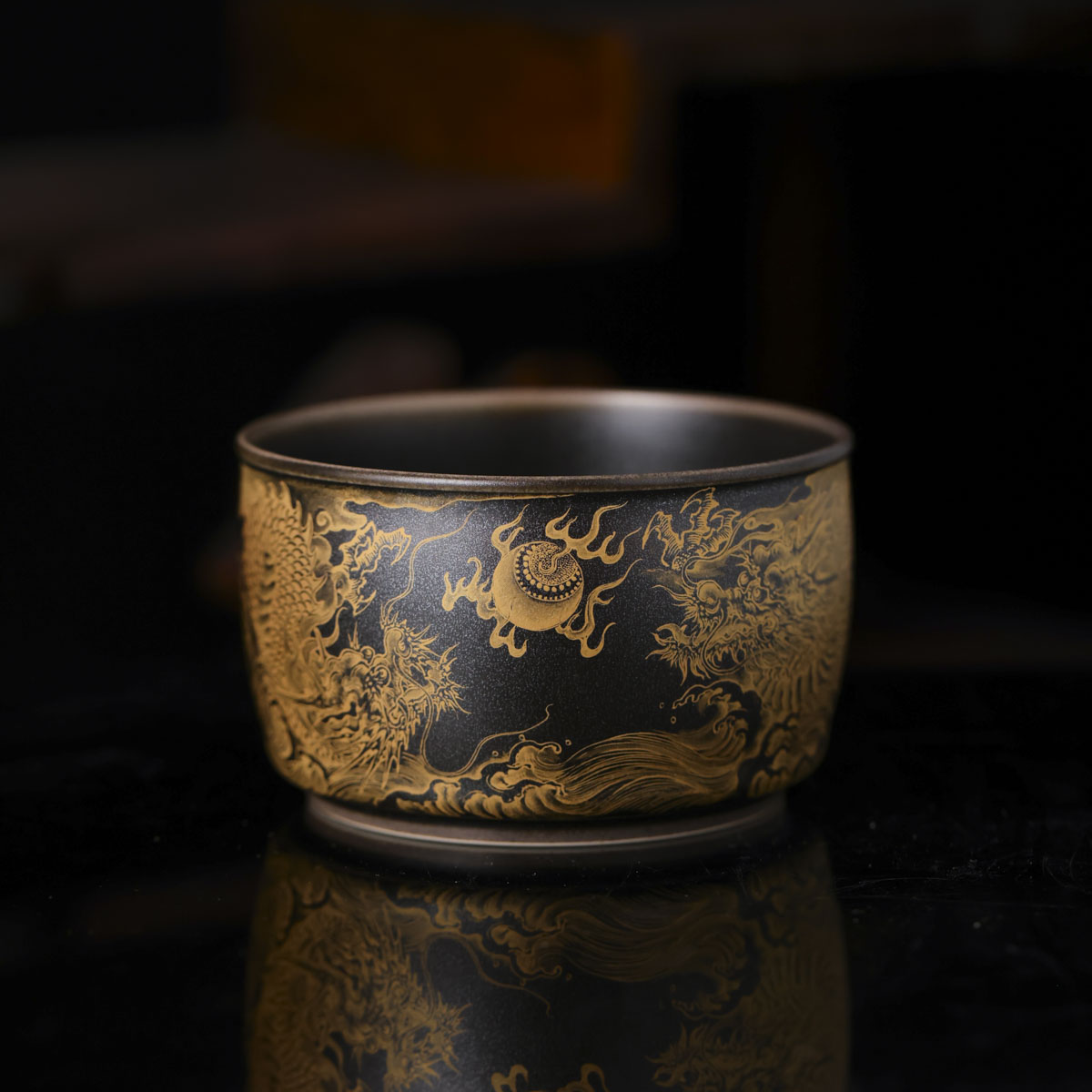 九段烧妙手燔功银星釉双龙玉璧杯