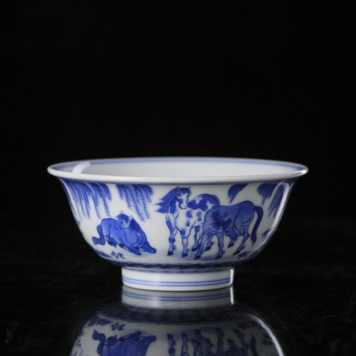 春风祥玉-青花五骏图品杯-陶瓷主人杯手绘有差异图片