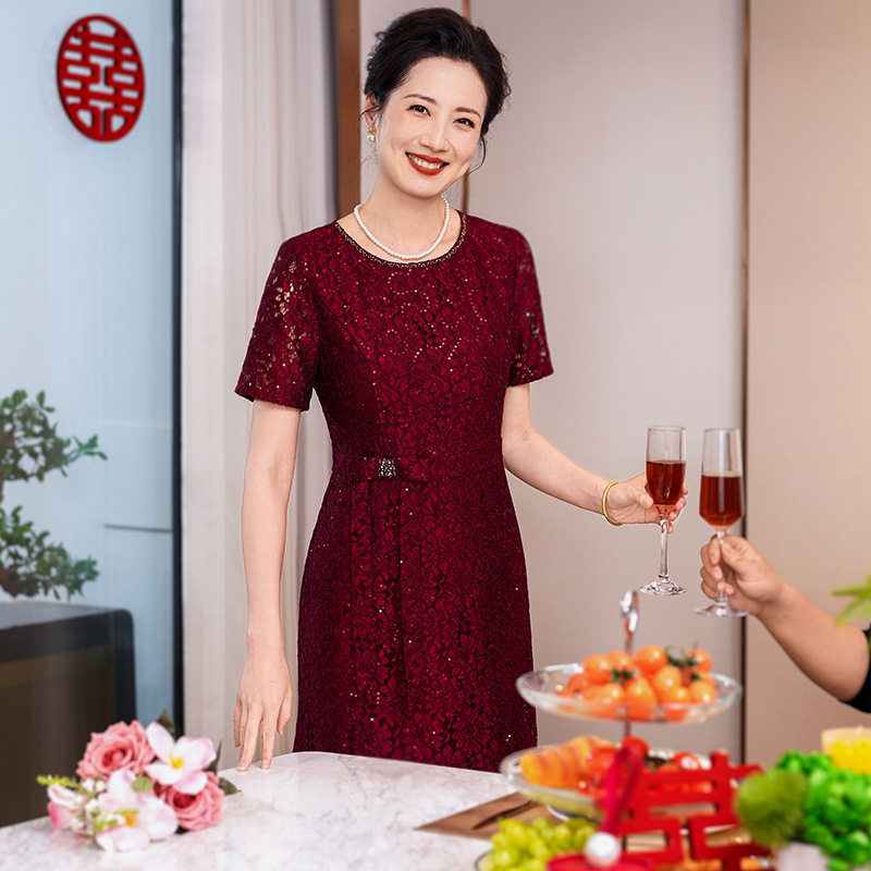 喜婆婆蕾丝钉珠重工镂空中老年大码连衣裙2026夏季婚宴敬酒晚礼服
