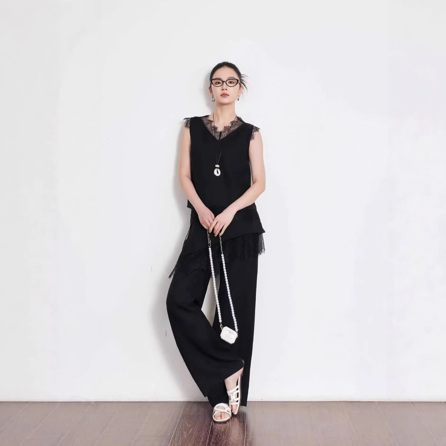 南油品质2026春新款法式亚麻蕾丝拼接阔腿裤女荷叶边系带高腰长裤