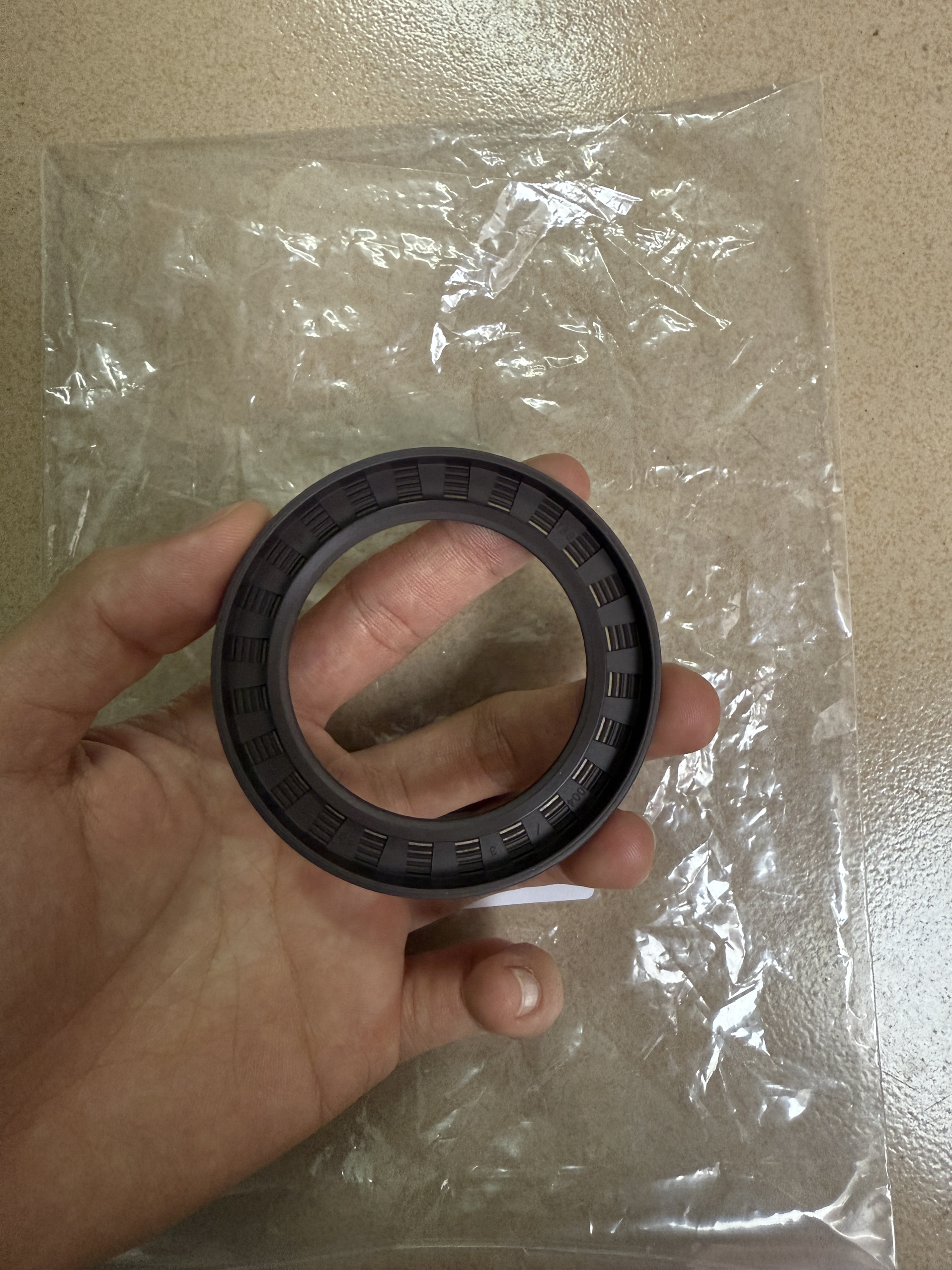 卡特 320GC 323GC 326GC 320D3 液压泵骨架油封 543-3698卡特原厂