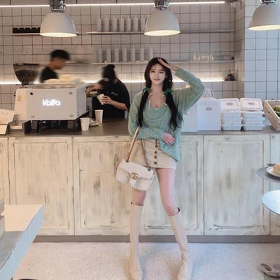 Nane南一自制款 奶fufu 针织吊带叠穿多巴胺套装+排扣牛仔半身裙