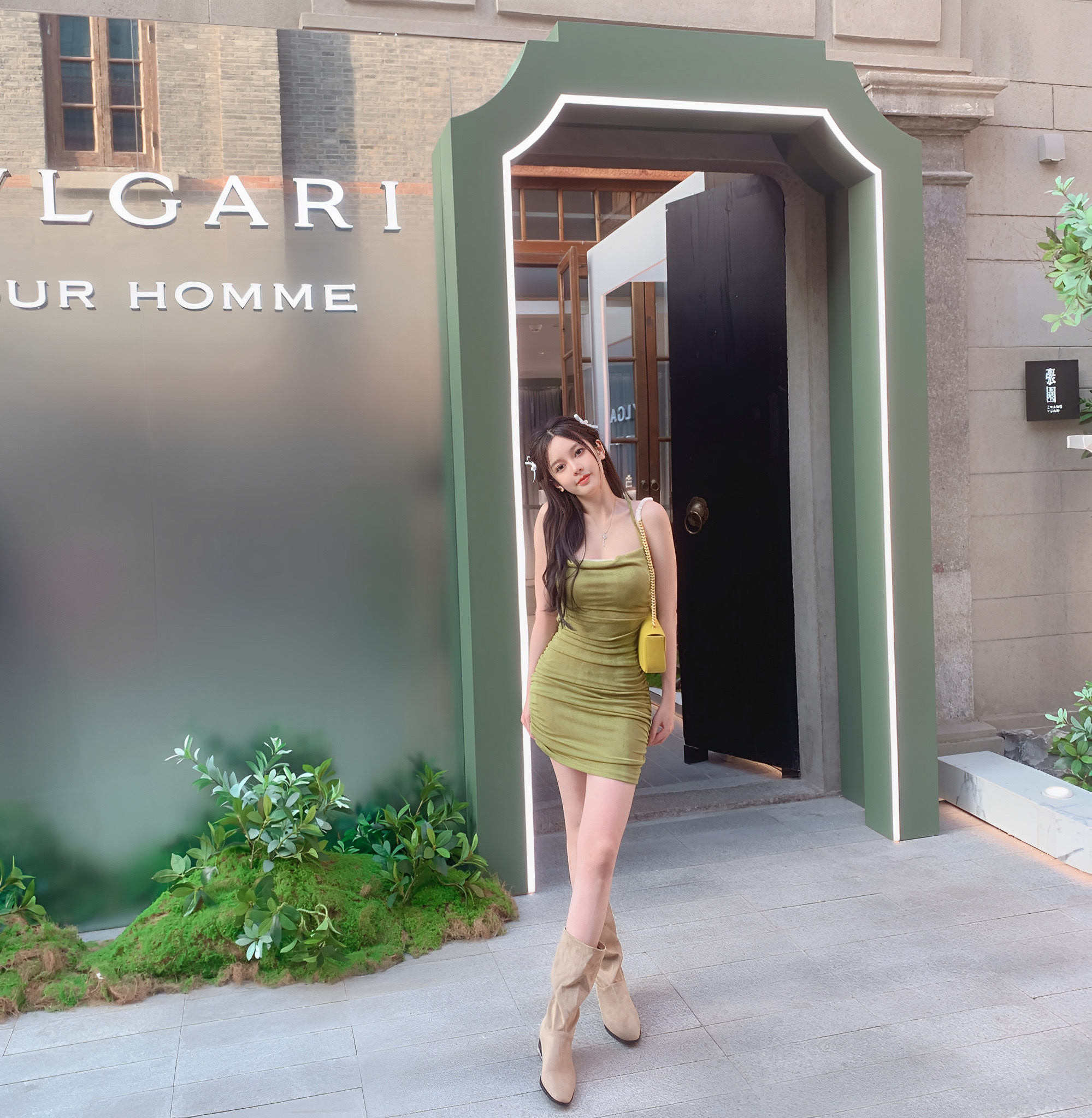 Nane南一 自制款拿捏曲线牛油果绿绑带露背包臀吊带收腰连衣裙