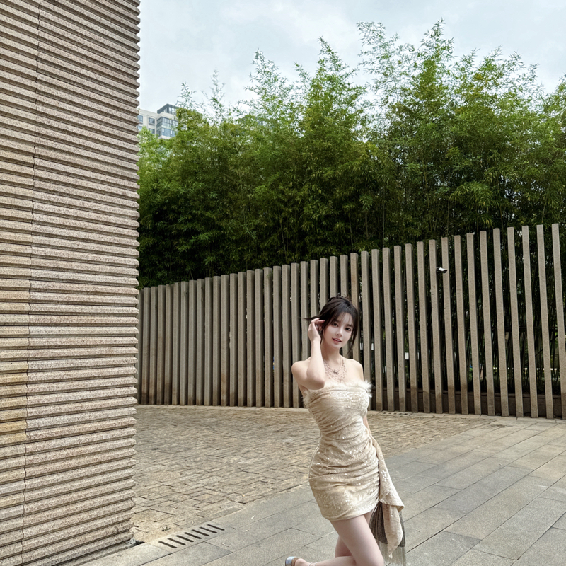 亮片丝绒法式性感连衣裙