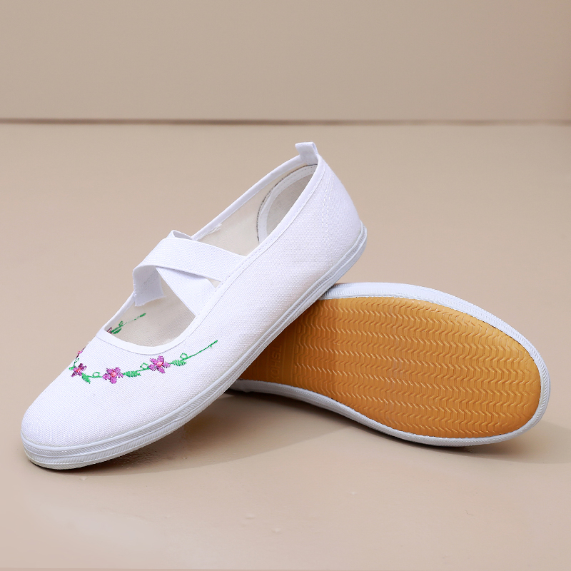 女绣花帆布休闲鞋幼儿园舞蹈表演鞋防滑耐磨松紧小白鞋软底开车鞋