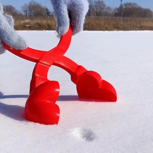 爱心雪球夹大号玩雪神器不冻手户外打雪仗模具快速成型儿童堆雪人