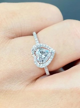 欧若风密镶爱心戒指女生心形指环