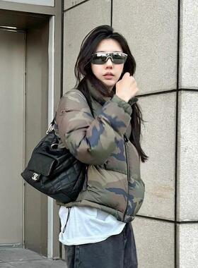 军绿色迷彩羽绒棉服女冬季2025新款小个子短款立领百搭保暖棉衣潮