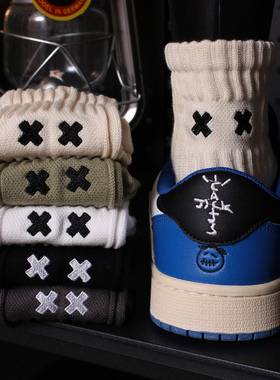 无骨袜子男女4双装刺绣xx日系cityboy潮流中筒袜透气美式复古潮袜