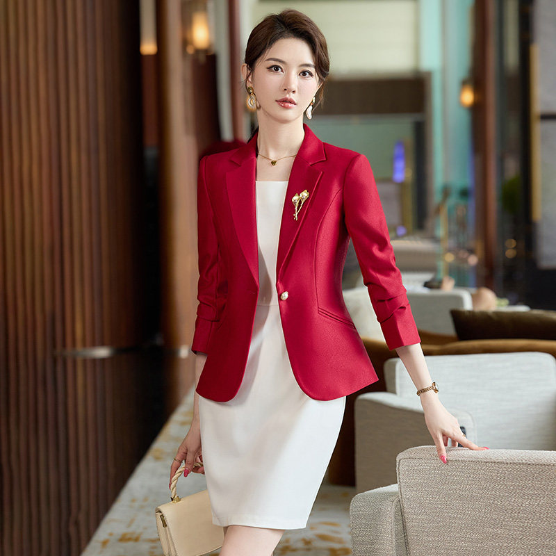 红色小西装外套女2026新款年会高级感主持人礼服高端宴会西服套装