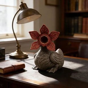 饰品摆件 Duck怪物鸭雕像家居办公桌面装 跨境Eerie Monster