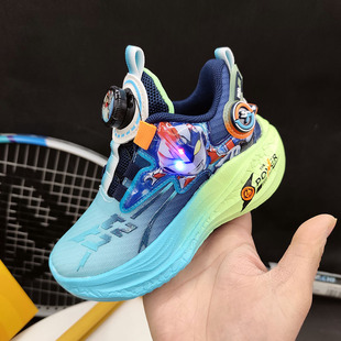 小童轻跑鞋奥特曼双网春季2026新款儿童炫彩发光闪灯钮扣运动鞋