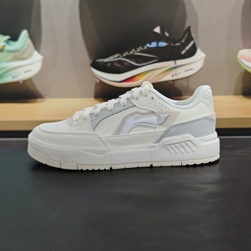 李宁夏季新品COMMON 80S女子舒适软弹经典休闲鞋AGCU040