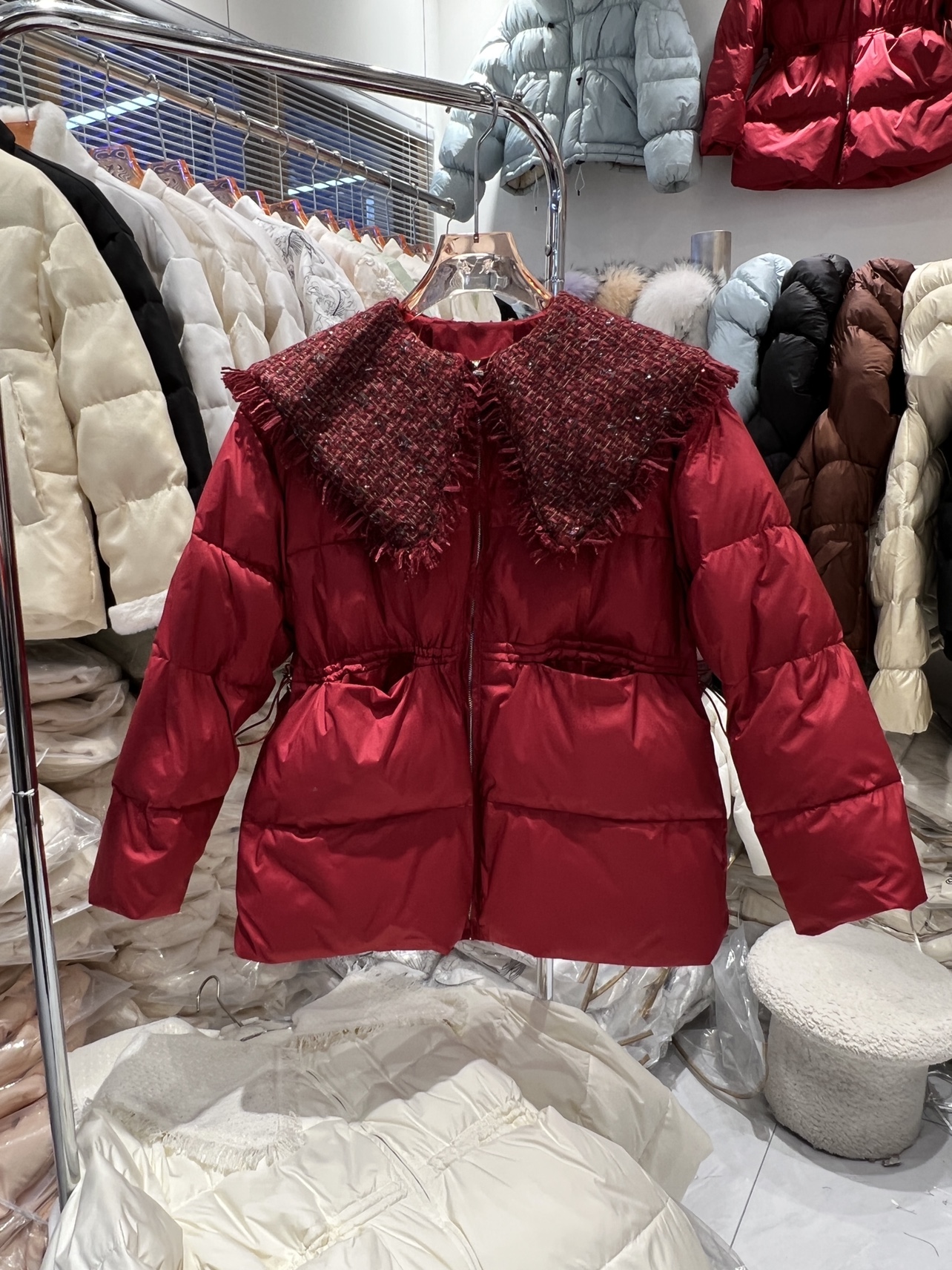 小香风娃娃领中长款白鸭绒显瘦韩版时尚圣诞红减龄小个子羽绒服潮