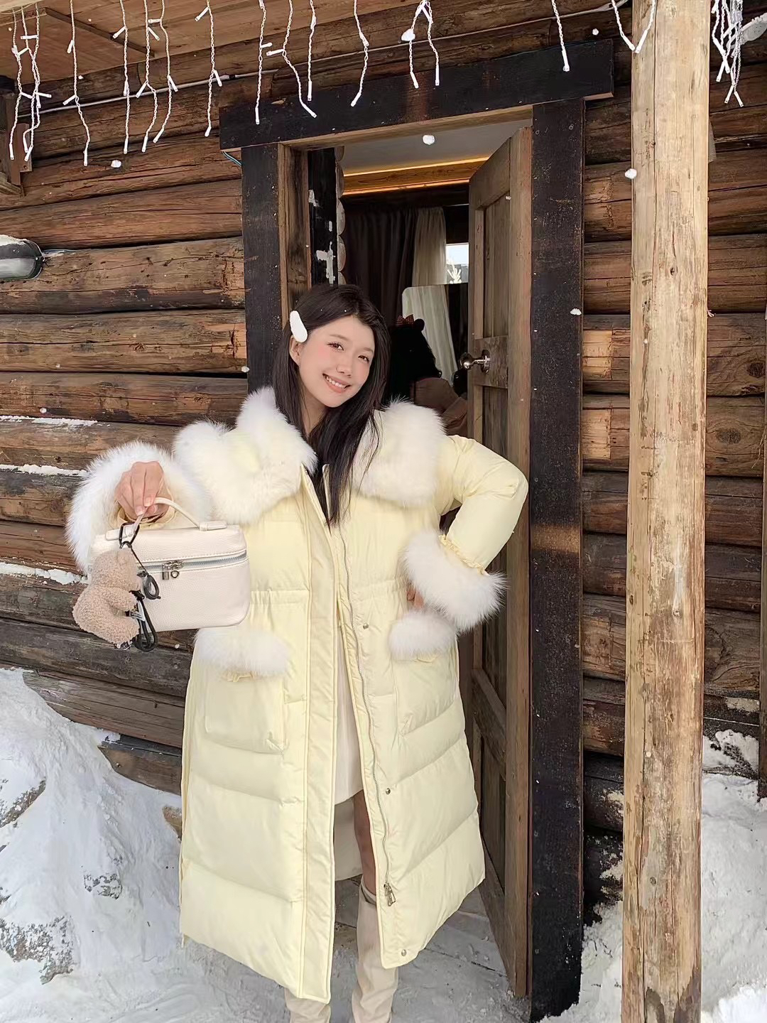 狐狸毛白鸭绒中长款羽绒服