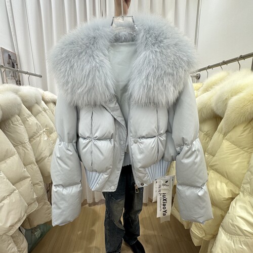 欧洲站2025新款羽绒服女短款狐狸毛领加厚保暖白鸭绒面包服外套潮
