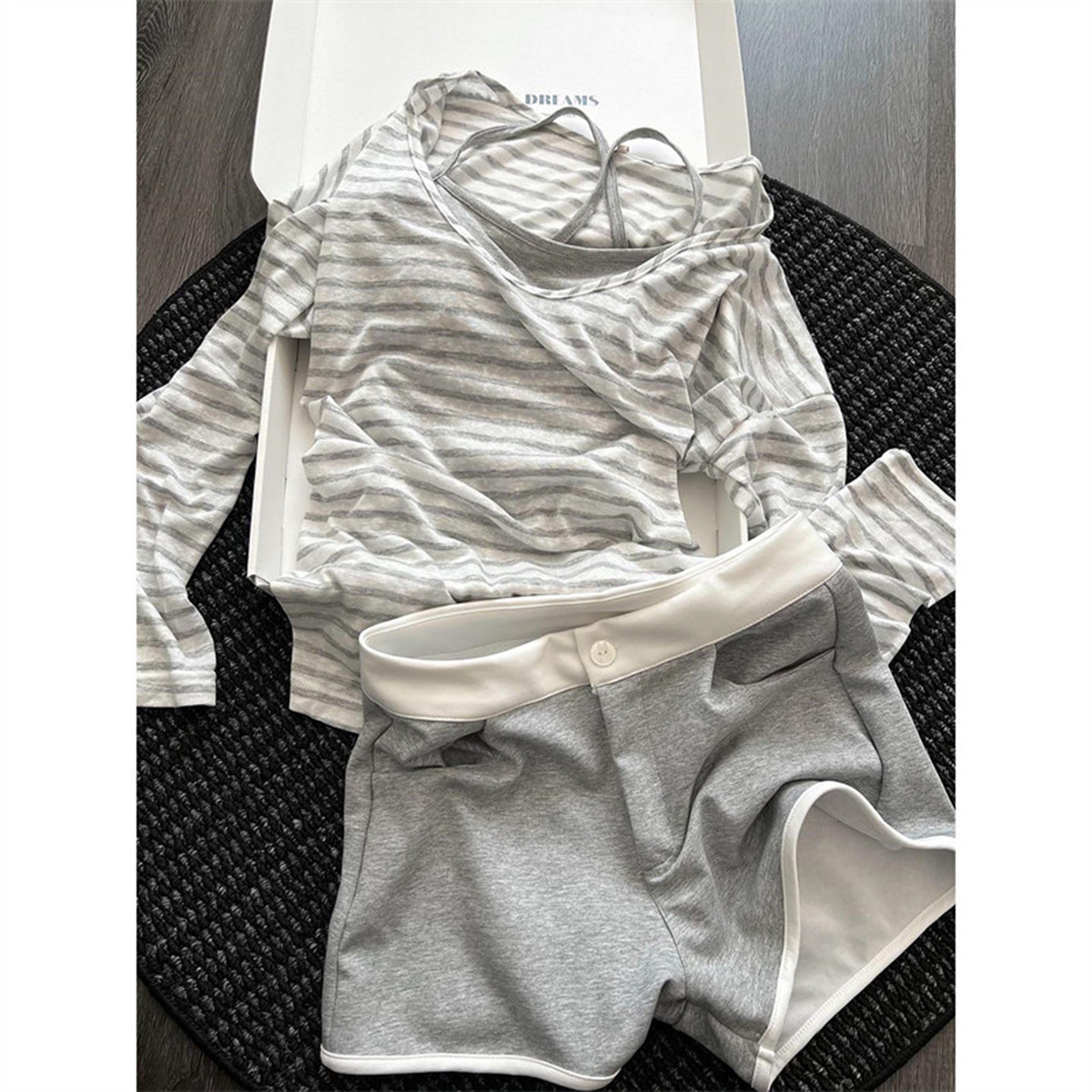 长袖女吊带家居服外穿短裤三件套图片