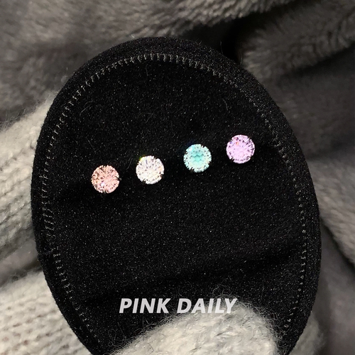 Pink Daily爆闪4mm彩色烟花切耳钉小巧迷你耳骨钉精致耳蜗钉耳饰