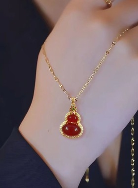钛钢项链新款喜庆红色猫猫石葫芦项链轻奢气质百搭锁骨链小众饰品