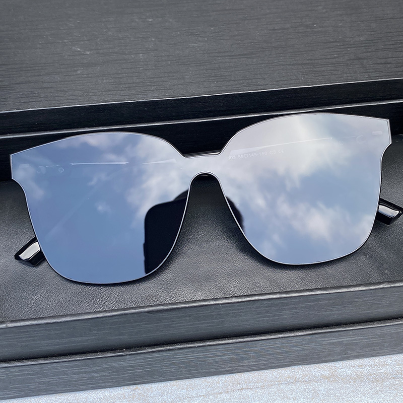 马登新款平面一体镜片偏光墨镜男女高级感太阳镜铝镁纯钛板材眼镜