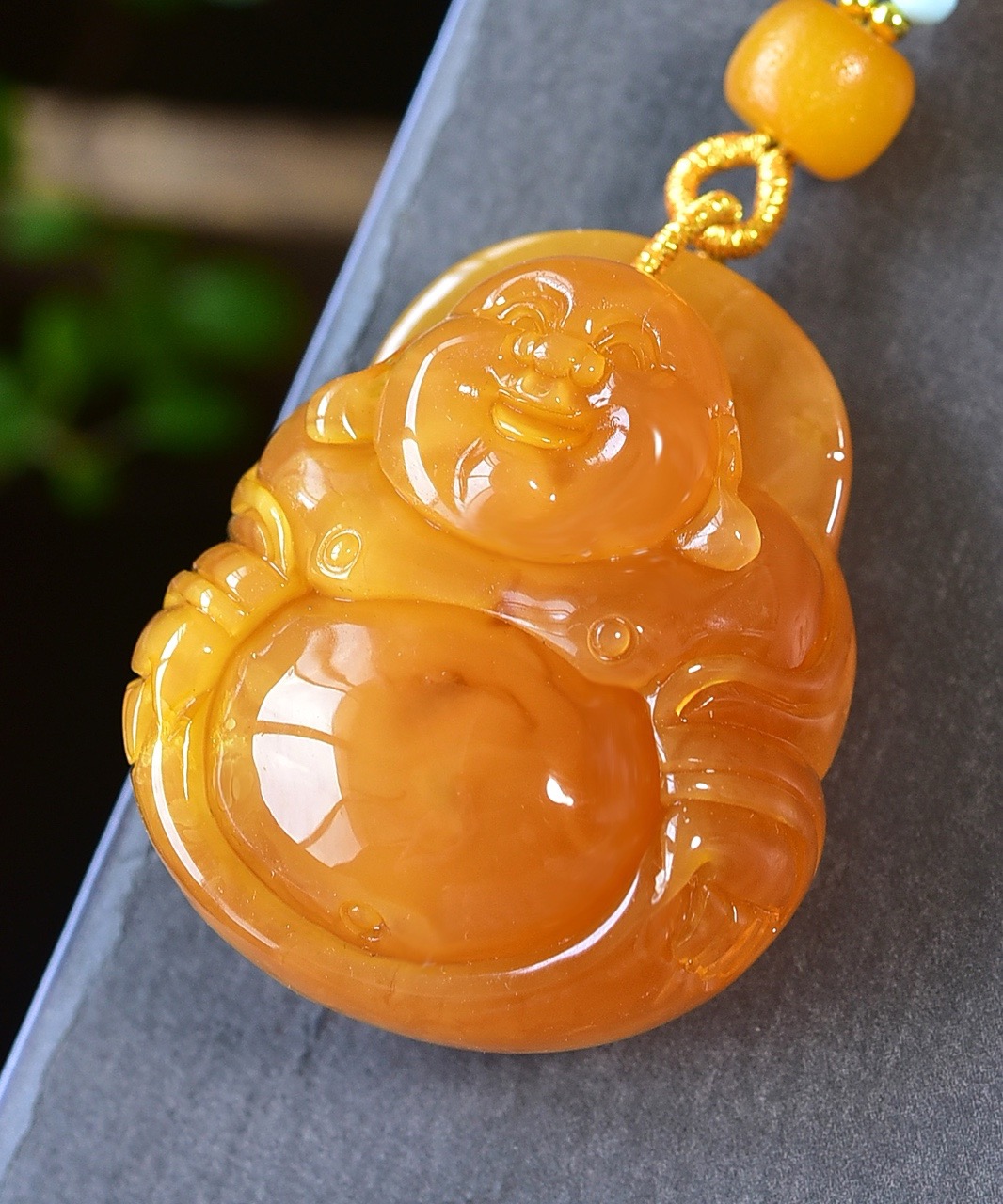 天然蜜蜡大肚佛吊坠搭配蜜蜡链子