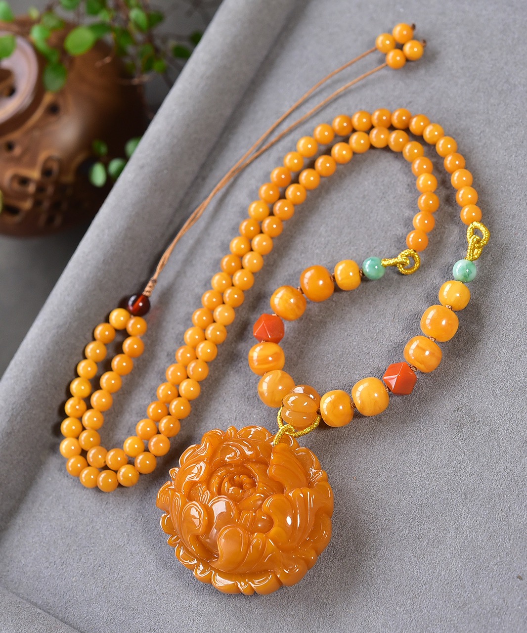 天然老蜡牡丹花吊坠项链搭配蜜蜡链子