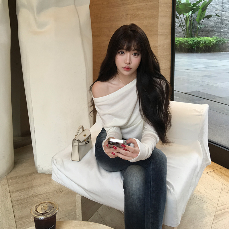 设计感多钟穿法一字斜肩T袖衫