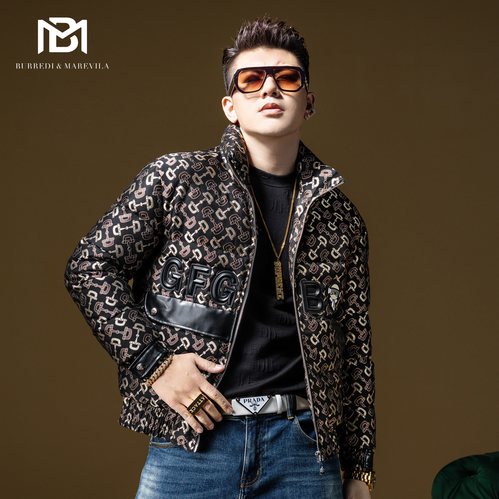 bm满花立领潮流羽绒服