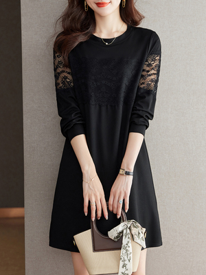 秋冬2025新款女装高级感中长款黑色蕾丝长袖连衣裙洋气内搭打底衫