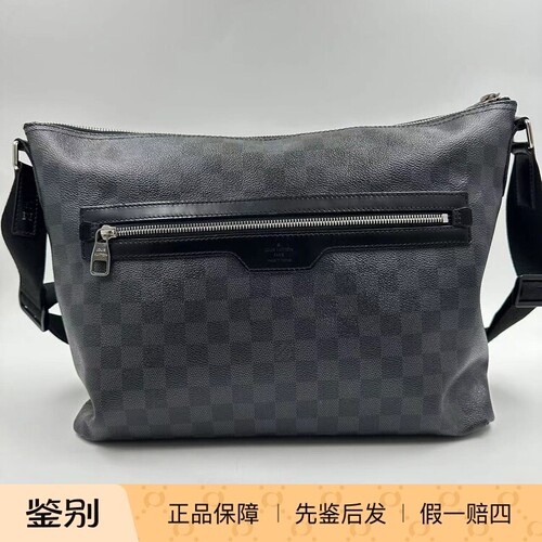 LV 路易威登 黑棋盘格男士单肩斜挎包 整体成色97新 7479569