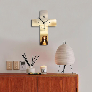 十字架挂钟表中号家居时钟实用板材家用挂件挂表现代送电池钟