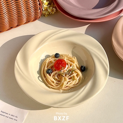 奶油风高级感陶瓷盘子