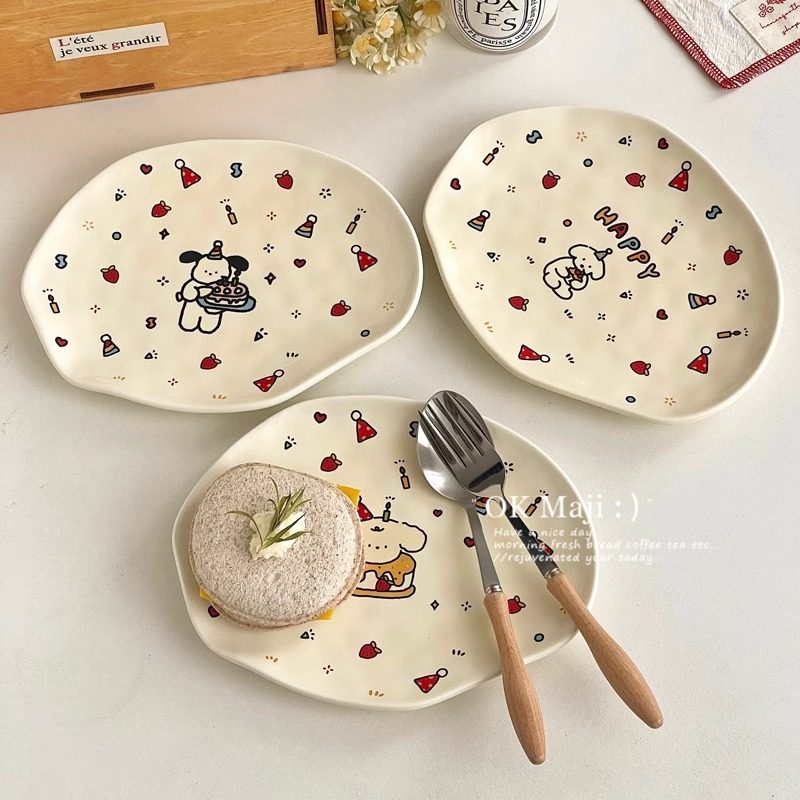 高颜值不规则陶瓷盘子