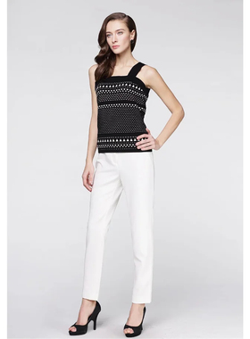 3码黑白大气经典针织背心 E13PO9559A特价清仓吊牌价1299