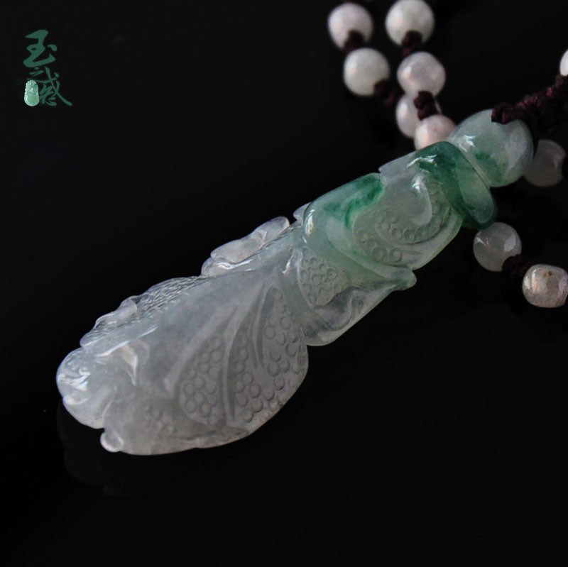 天然翡翠玉白菜玉吊坠翡翠玉项坠男女款玉项链玉坠 玉之惑