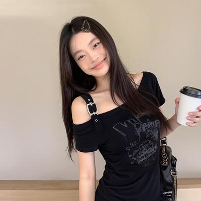 美式辣妹黑色露肩斜肩短