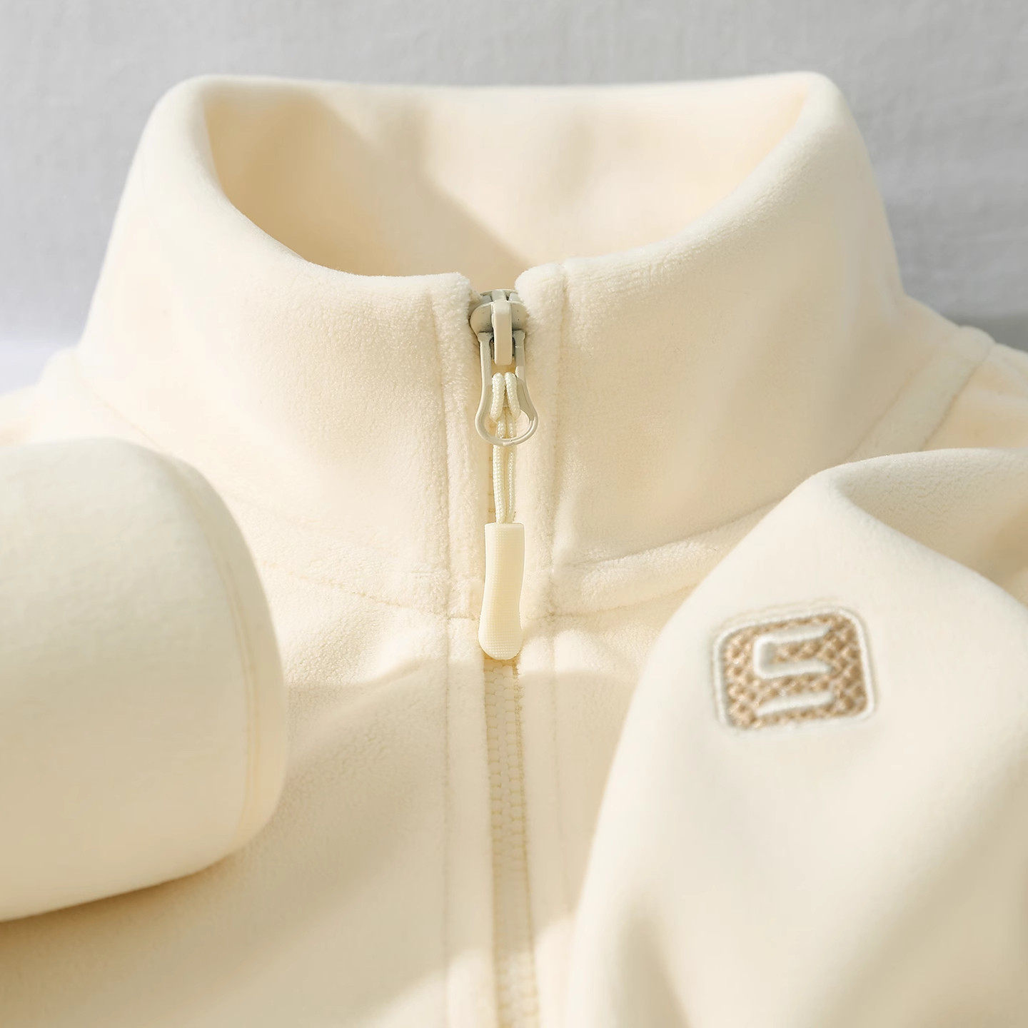 奶油系穿搭！温柔米白色双面奥粒绒立领卫衣外套女保暖冲锋衣内搭