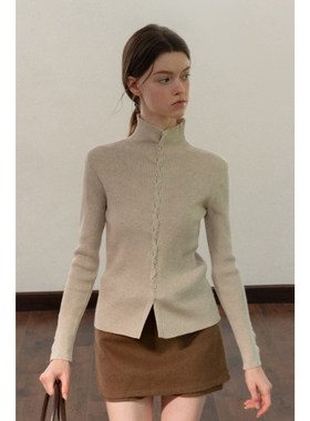 EGGKA立领交叉扭结排扣设计修身针织衫秋冬气质显瘦简约休闲上衣