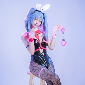 初音兔女郎兔子洞cosMiku